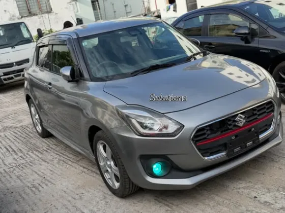 Suzuki Swift RS photo 1