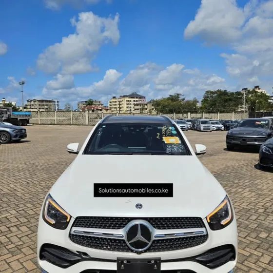 2020 Mercedes-Benz GLC 300 Suv photo 1
